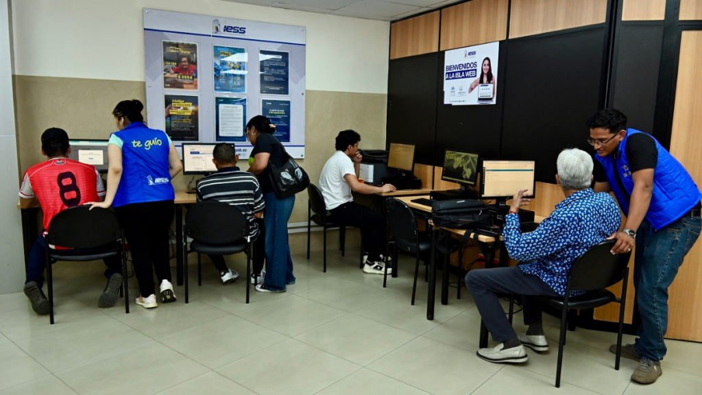 Más de cien mil afiliados recibieron asistencia gratuita en 2025 en las Islas Web